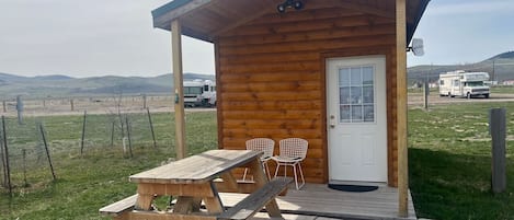 Ulkoruokailutilat