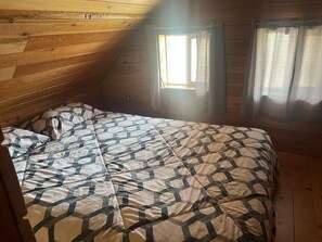 3 bedrooms, desk, free WiFi, bed sheets