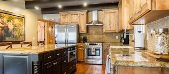 Beautiful Updated  Chalet Next to Golf Course VHR-073547