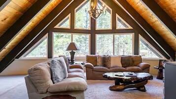 TV connectée, cheminée