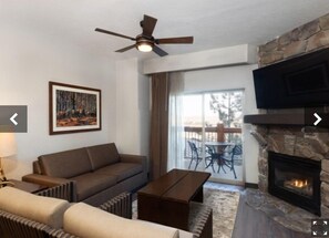 Smart TV, caminetto, videogiochi, monitor per computer