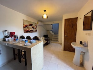 Interior - Cozy two-level apartment in Cozumel, 20 minutes from the beach. (Cozumel)