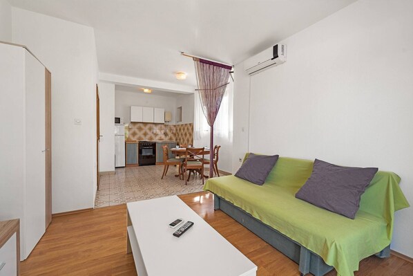 Apartment | Living area