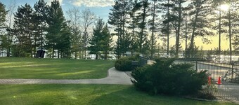 CONDO 105 by Eagle Waters Resort