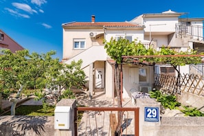 Apartment | Exterior - Cozy Apartment in Sibenik-brodarica (Sibenik)