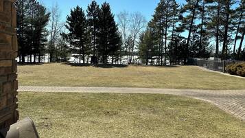 Enceinte de lâhĂ©bergement