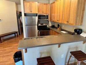 Fridge, microwave, oven, dishwasher