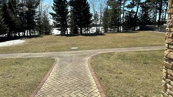 Enceinte de lâhĂ©bergement