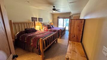 1 chambre, fer et planche Ă repasser, Wi-Fi gratuit, draps fournis