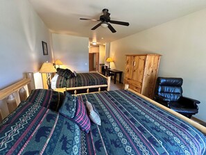 1 bedroom, free WiFi, bed sheets