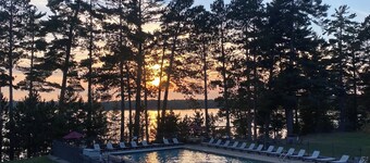 SUITE 206 W/ Garage@EAGLE WATERS RESORT