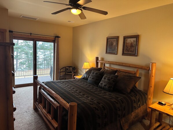 3 habitaciones, escritorio, tabla de planchar con plancha y wifi gratis