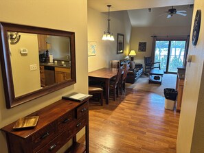 TV, fireplace - Spirit of the Northwoods (eagle river)