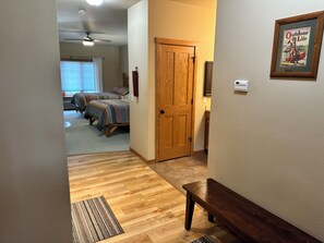 1 chambre, Wi-Fi gratuit, draps fournis