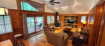 Cabin 3 by Eagle Waters Resort