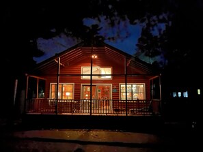 Exterior - Cabin 3 by Eagle Waters Resort (eagle river)