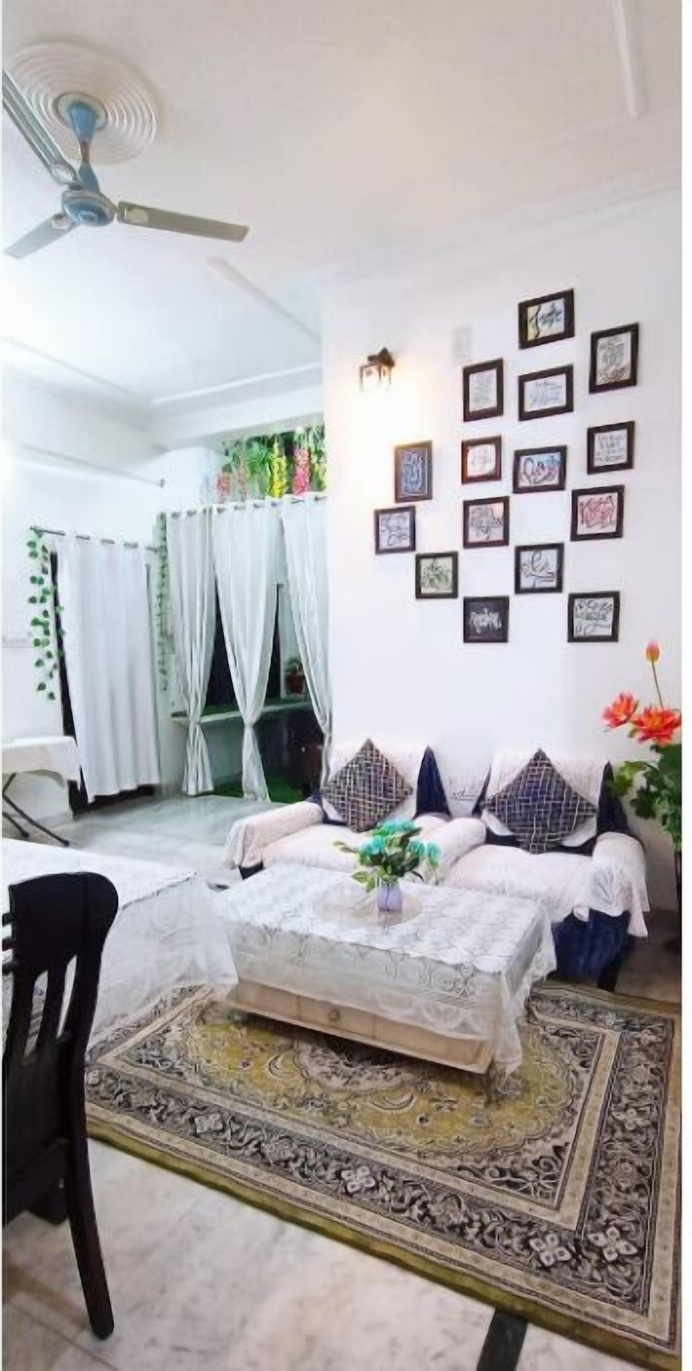 2 dormitorios, tabla de planchar con plancha, wifi y ropa de cama