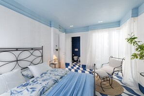 3 chambres, fer et planche à repasser, Wi-Fi gratuit, draps fournis