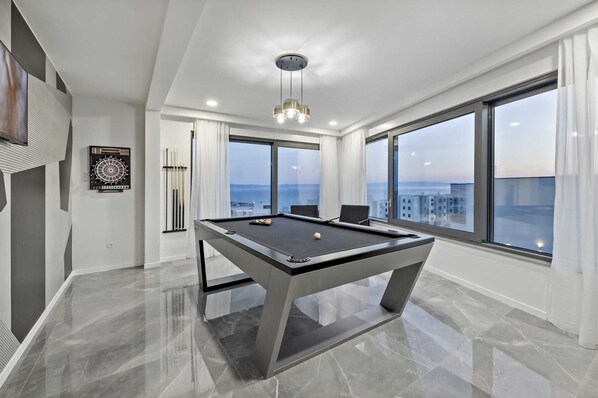 غرفة الألعاب