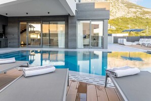 Pool - Villa Mosaicus with Pool (Makarska)
