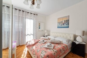 Apartment - One-bedroom Apartment Near Beach (Sibenik)