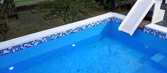 Entire House Canto Grande - 3 Bedrooms - 11 People - Swimming Pool - 200m from the beach