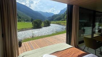 2 dormitorios, cuna de viaje, wifi gratis y ropa de cama