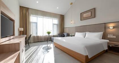 Ziyunxuan Hotel (Guilin High-Speed Rail North Station)