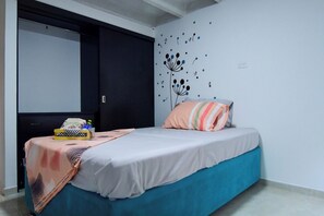 1 Schlafzimmer, Schreibtisch, Bügeleisen/Bügelbrett, WLAN