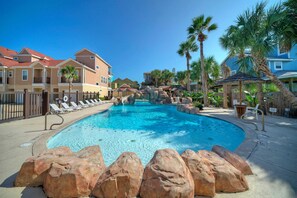Interior - Sleeps 29, 3 Homes Beachside Resort Pool, Walk to the Beach (Port Aransas)