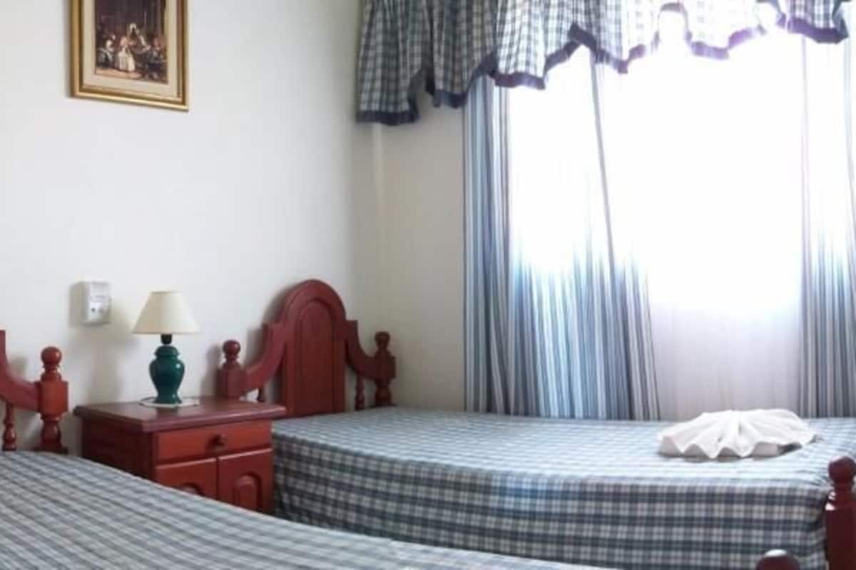 Comfort appartement, uitzicht op bergen | 1 slaapkamer, een kluis op de kamer, gratis wifi, beddengoed