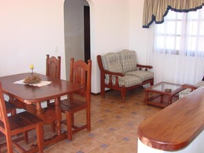 In-room safe, free WiFi, bed sheets - El Cortijo Apart - Hotel (Merlo)