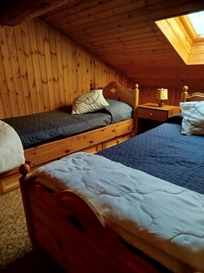House, 1 Bedroom, Balcony, Mountain View | 1 bedroom