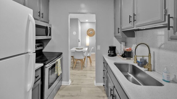 Unclassified image, 1 of 20, button - 1BR Coastal Retreat Steps to Beach Pet Friendly | Private Courtyard & Putting Green (Jacksonville Beach)