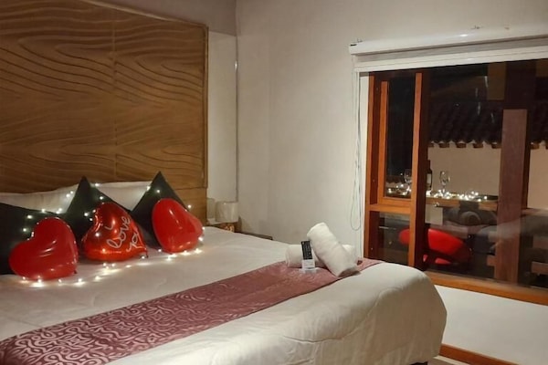 Suite de lujo, balcón | Wifi gratis