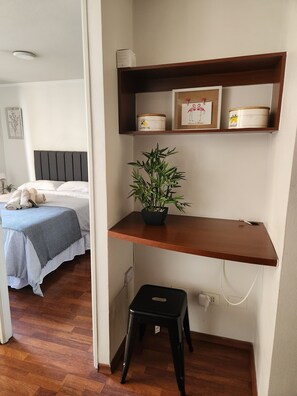 1 chambre, fer et planche à repasser, Wi-Fi gratuit, draps fournis