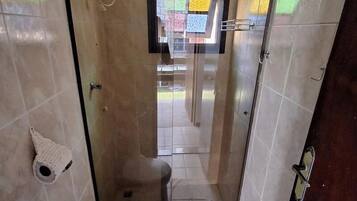 Habitación Deluxe, bañera de hidromasaje | Baño | Toallas