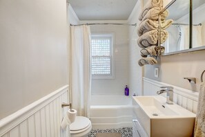 Hair dryer, towels