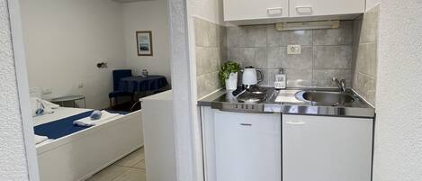 ثلاجة، موقد طهي مسطح