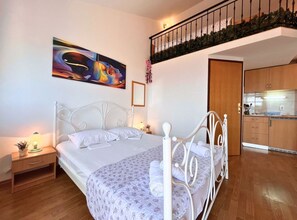 1 habitación, internet y ropa de cama 