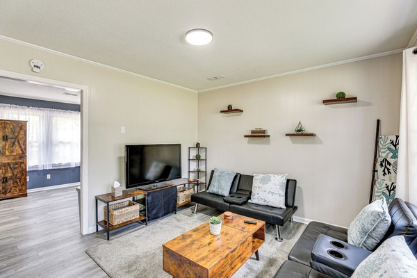 Walterboro Vacation Rental | 3BR | 1BR | Step-Free Entry | 1,050 Sq Ft