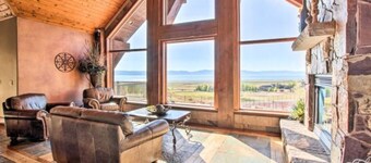 Luxury Amenities, Game Room, Pool & Hot Tub Access!
