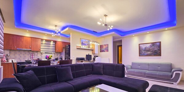 TV - Dakis Luxury Apartments (Katerini)