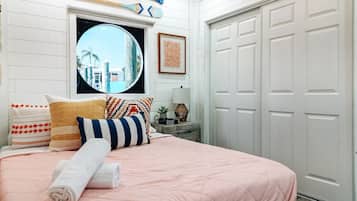 1 bedroom, iron/ironing board, travel crib, WiFi