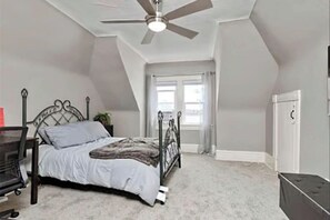 1 chambre, bureau, fer et planche à repasser, Wi-Fi gratuit