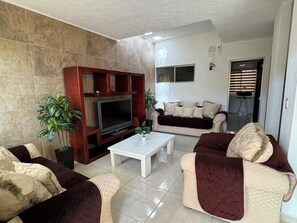 Interior - Bonita Casa Vacacional en Las Americas (Mérida)