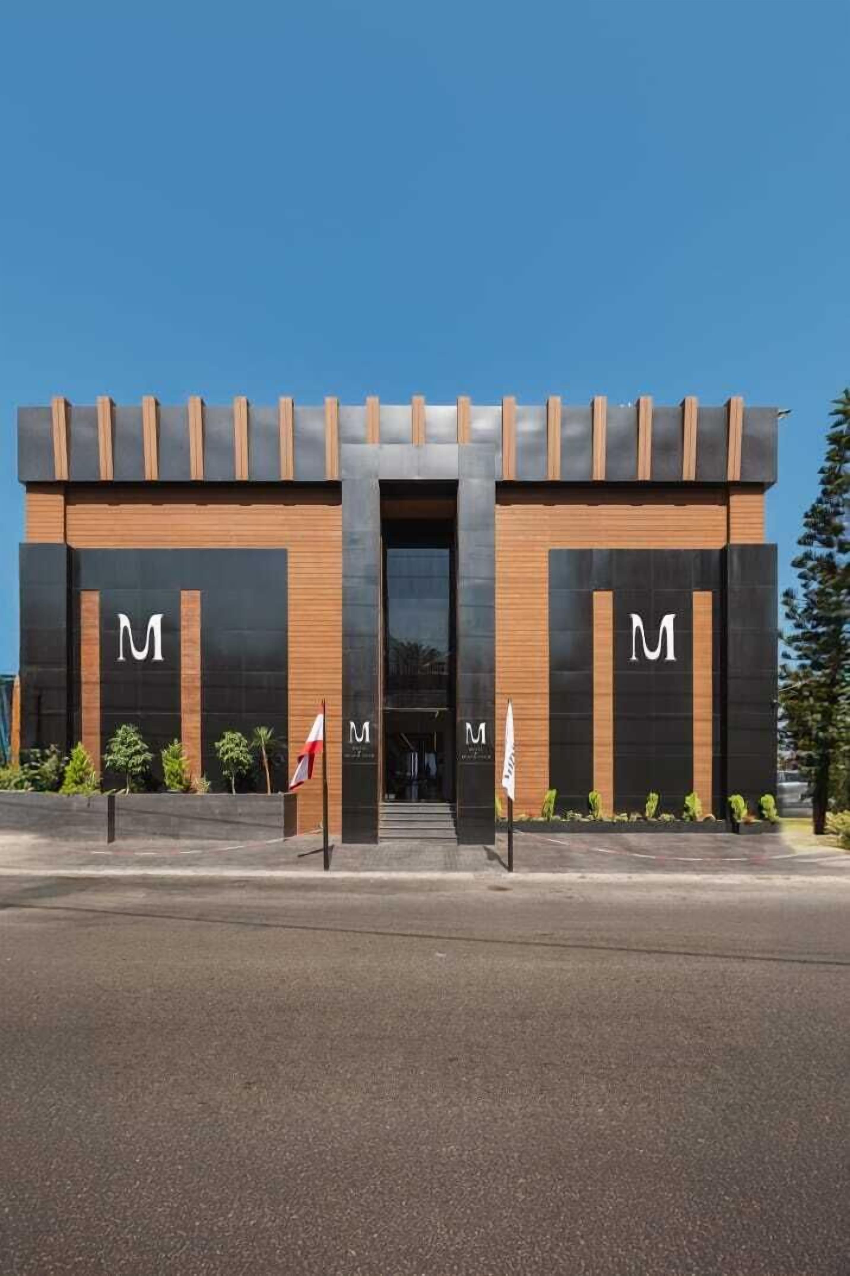 المنشأة من الخارج