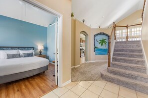5 bedrooms, iron/ironing board, WiFi, bed sheets