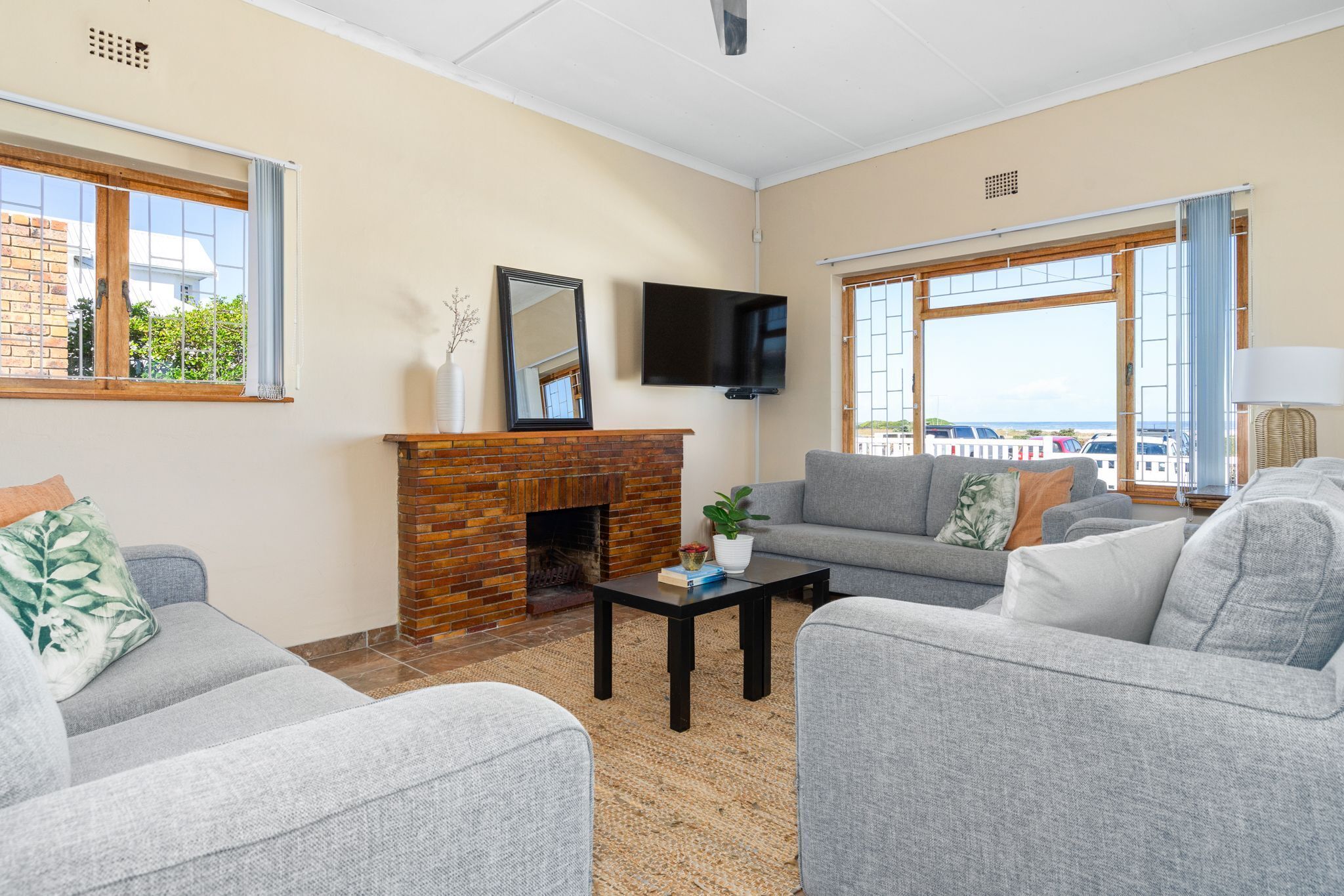 智能電視、壁爐