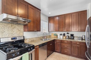 Private kitchen - Universal Studio/ Burbank/LA Super Cute Home (Burbank)